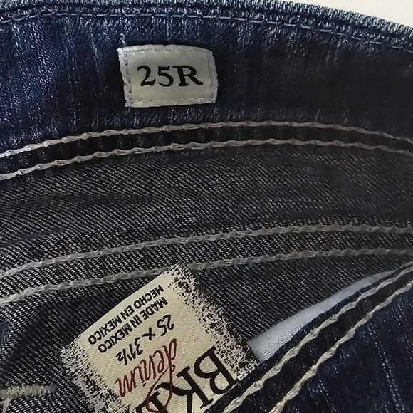 BKE Culture Denim Jeans  Size 25x315 Dark Wash Bootcut Stretchy - Picture 5 of 7